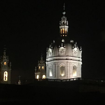 Апартаменты Free Wifi -Estrela Lapa- Tram 28 Лиссабон Экстерьер фото